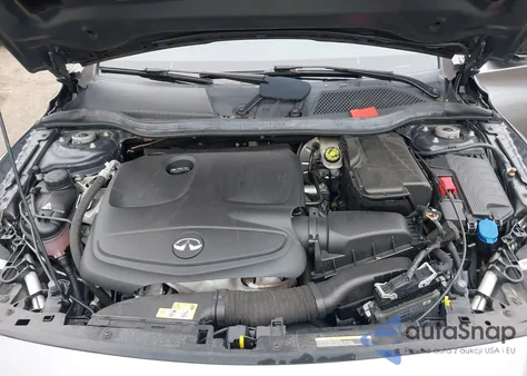 2017 Infiniti Qx30 Premium z USA, uszkodzony, nr VIN SJKCH5CR4HA015956